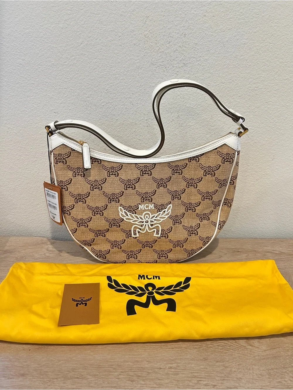 NWT MCM Himmel OTH Medium Hobo Bag with Dust Bag, $780 Retail